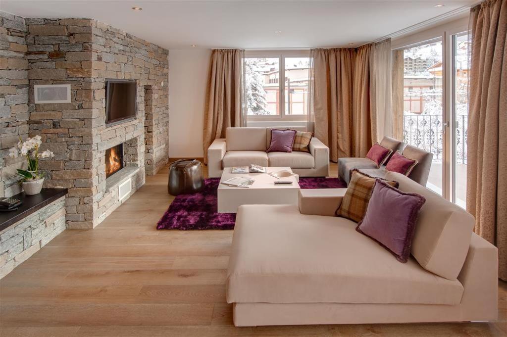Schloss Zermatt - Cbd & Adaptogenic Spa And Sport Hotel Extérieur photo